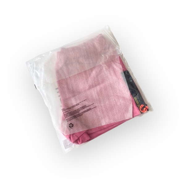 new Love Moschino ☻︎ Logo Zipper Detail Shorts ☻︎ Neon Toggle ☻︎ Fuchsia Pink ☻︎ - Picture 14 of 17